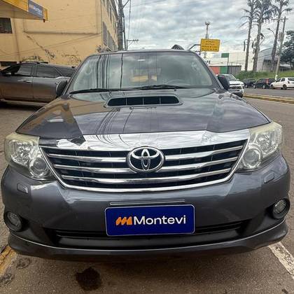 TOYOTA HILUX 2.5 4X4 CS CHASSI CABINE 16V TURBO DIESEL 2P MANUAL